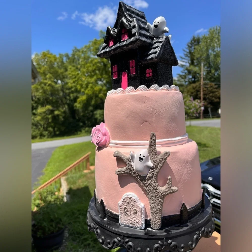 Halloween Haunted Mansion Cake Statue Pink Gothic Resin Decor 21